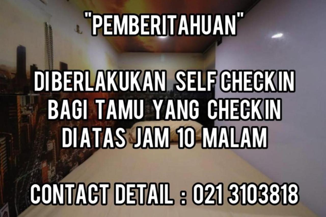 Inap At Capsule Thamrin Hotel Jakarta Luaran gambar