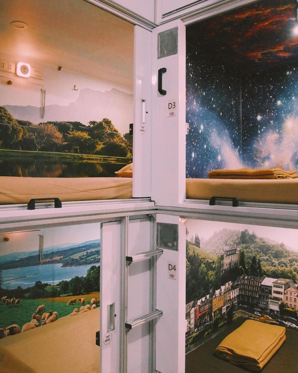 Inap At Capsule Thamrin Hotel Jakarta Luaran gambar